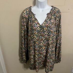 Old Navy Floral Long Sleeve Blouse